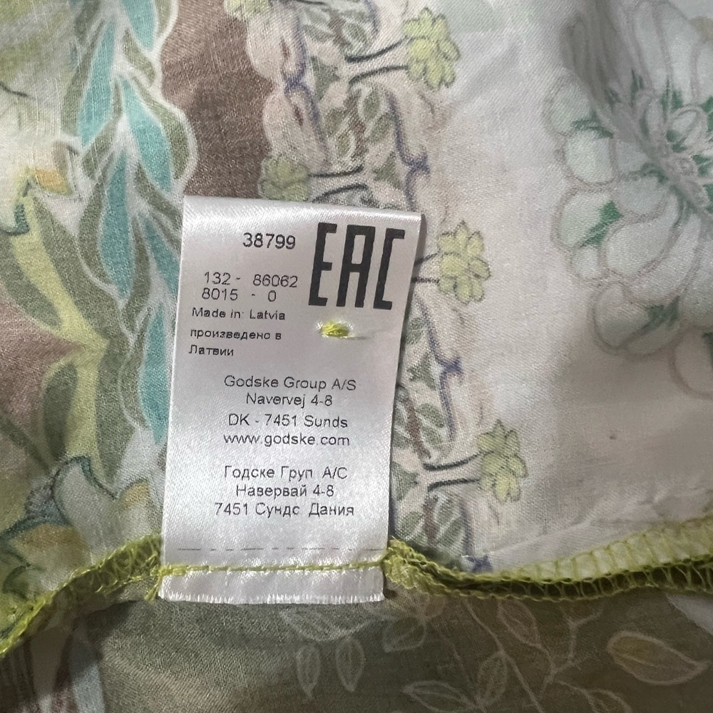 Noen Printed Blouse Plus Size 14 Button Front Patchwork Floral 44 New Bright - Picture 7 of 8